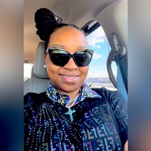Vintage jewelry and antiques 🔌! I have it all ! Come check me out!👀🦾💍💎🔎🧐